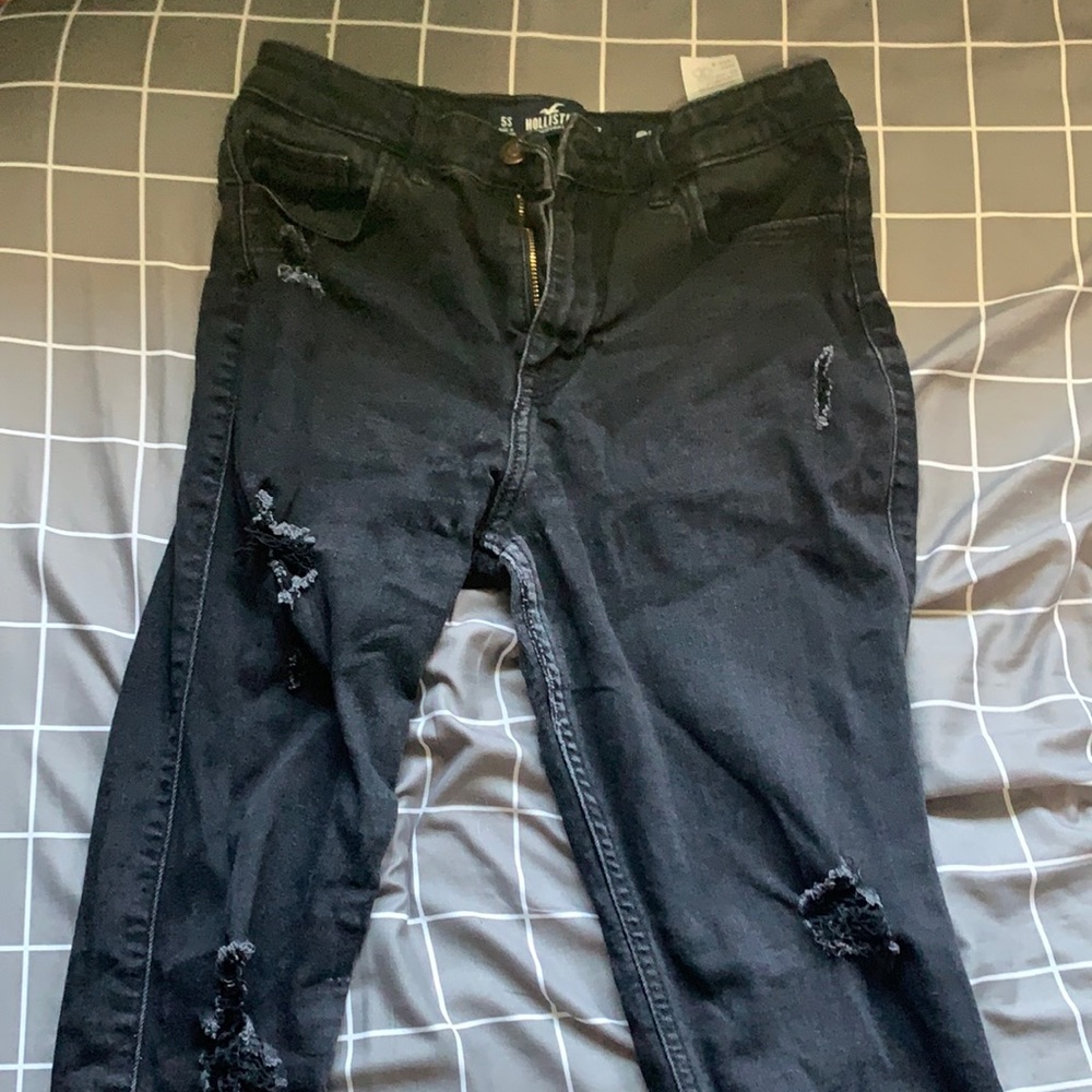 Hollister Black high-rise super skinny jeans.